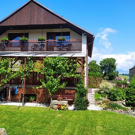 Apartman U Spycharu Bile Policany Buitenkant foto