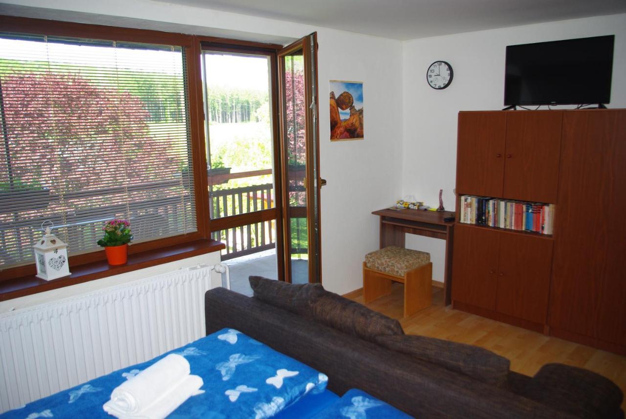 Apartman U Spycharu Bile Policany Buitenkant foto