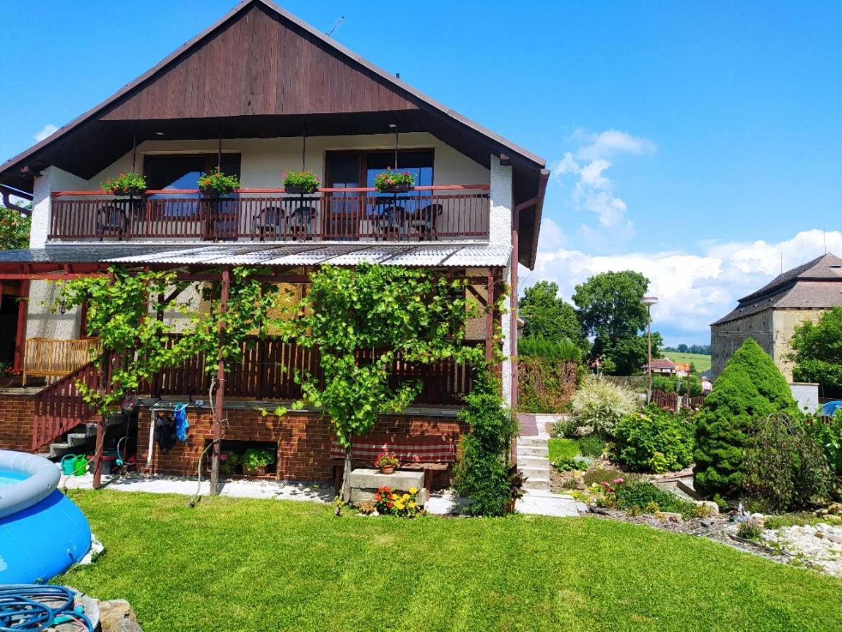 Apartman U Spycharu Bile Policany Buitenkant foto